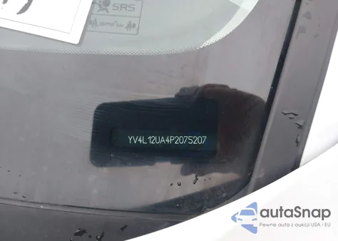 2023 Volvo Xc40 B5 Ultimate Bright Theme z USA, uszkodzony, nr VIN YV4L12UA4P2075207